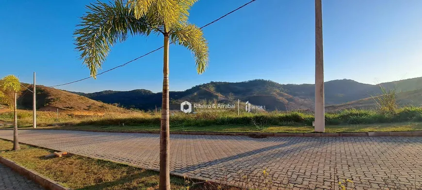 Foto 1 de Lote/Terreno à venda, 570m² em Salvaterra, Juiz de Fora