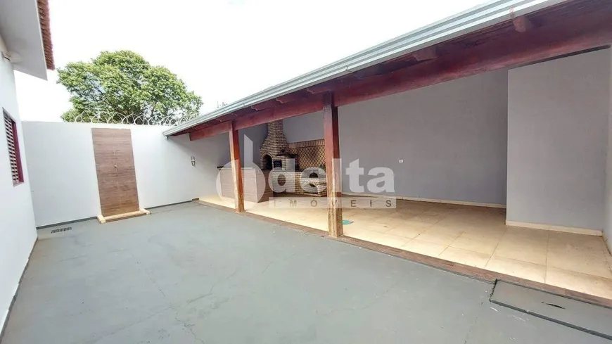 Foto 1 de Casa com 3 Quartos à venda, 210m² em Custódio Pereira, Uberlândia