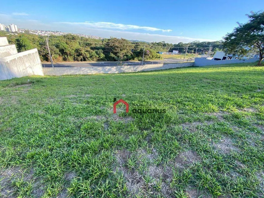 Foto 1 de Lote/Terreno à venda, 715m² em Reserva do Paratehy, São José dos Campos