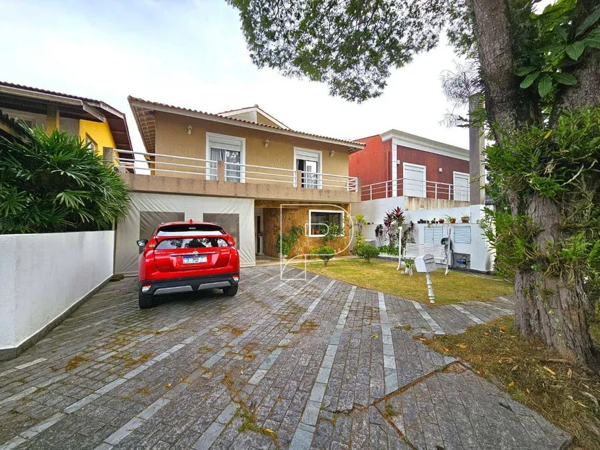 Foto 1 de Casa de Condomínio com 4 Quartos para venda ou aluguel, 480m² em Granja Viana, Cotia