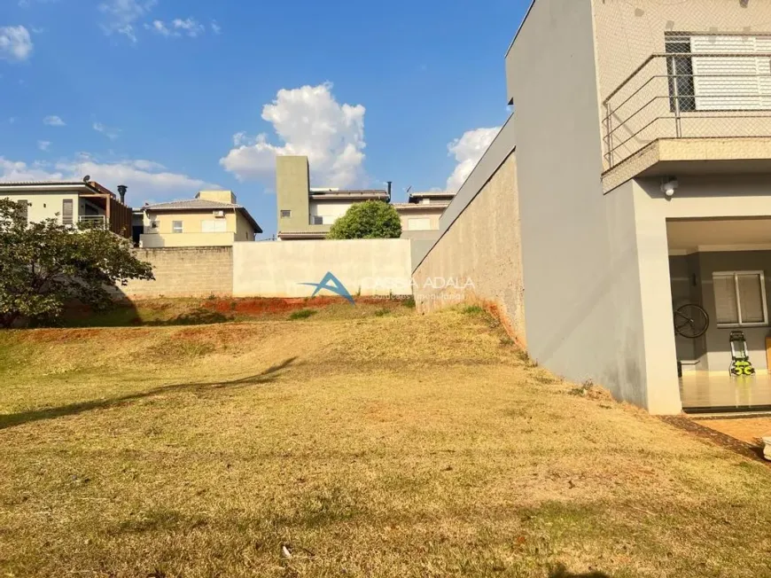 Foto 1 de Lote/Terreno à venda, 300m² em Sao Luiz, Paulínia