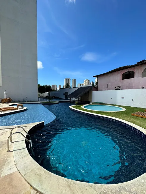 Foto 1 de Apartamento com 2 Quartos à venda, 61m² em Ponta Negra, Natal