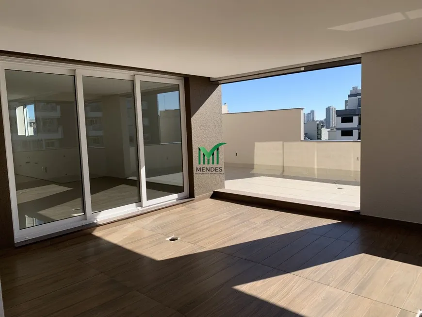 Foto 1 de Apartamento com 3 Quartos à venda, 261m² em Exposição, Caxias do Sul