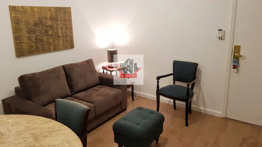 Foto 1 de Apartamento com 1 Quarto para alugar, 34m² em Vila Olímpia, São Paulo