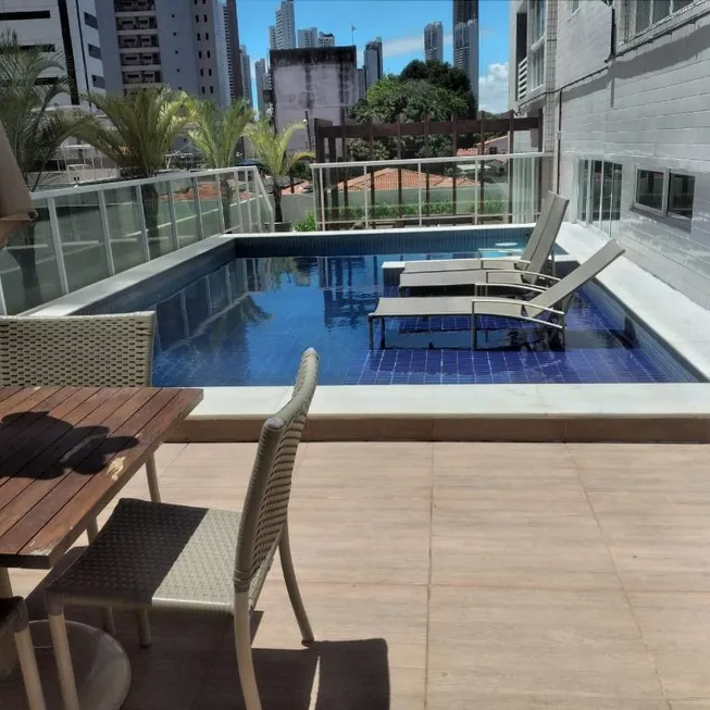 Foto 1 de Apartamento com 2 Quartos à venda, 61m² em Cabo Branco, João Pessoa