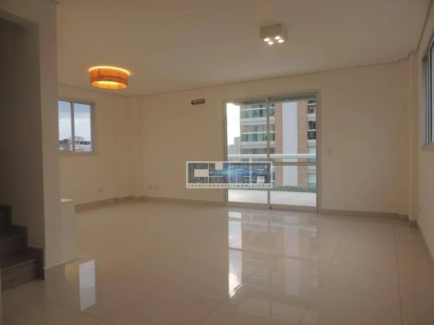 Foto 1 de Apartamento com 3 Quartos para alugar, 127m² em Boqueirão, Santos