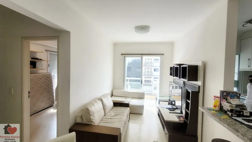 Foto 1 de Apartamento com 2 Quartos à venda, 58m² em Vila Olímpia, São Paulo