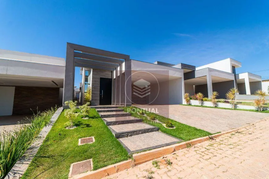 Foto 1 de Casa com 3 Quartos à venda, 245m² em Setor Habitacional Arniqueira, Brasília