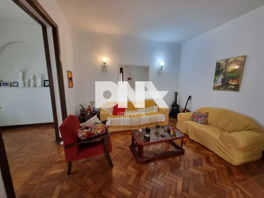 Foto 1 de Casa com 5 Quartos à venda, 257m² em Grajaú, Rio de Janeiro