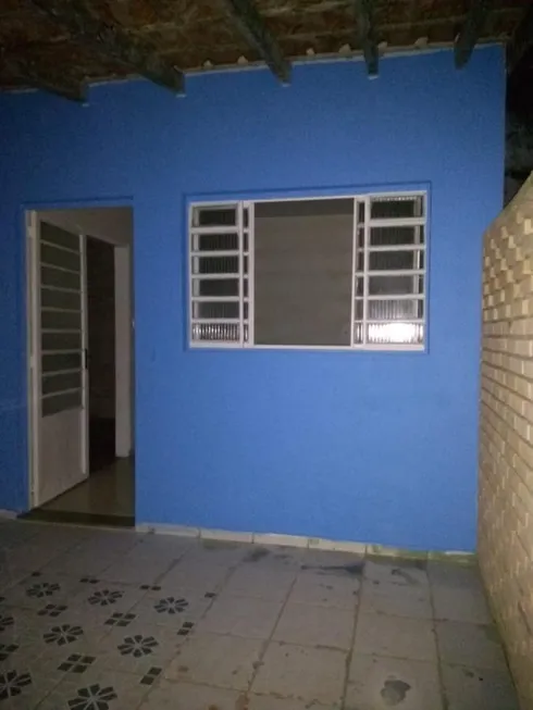 Foto 1 de Casa com 1 Quarto para alugar, 70m² em Cidade Jardim, Caraguatatuba