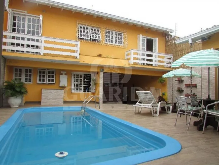 Foto 1 de Casa com 4 Quartos para alugar, 285m² em Ipanema, Porto Alegre