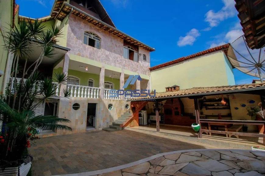 Foto 1 de Casa com 4 Quartos à venda, 375m² em Glória, Belo Horizonte