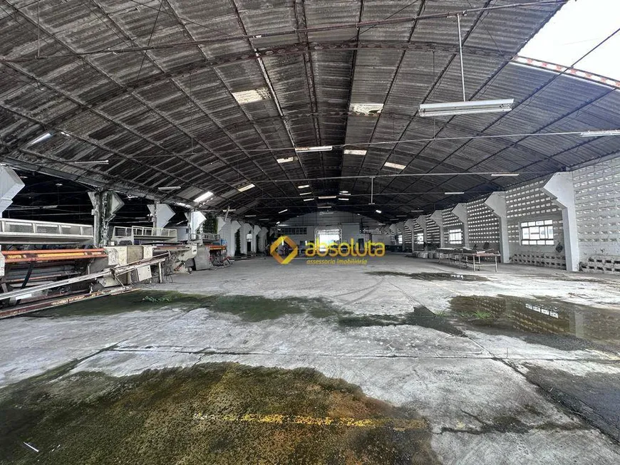 Foto 1 de Galpão/Depósito/Armazém para alugar, 2400m² em Afogados, Recife