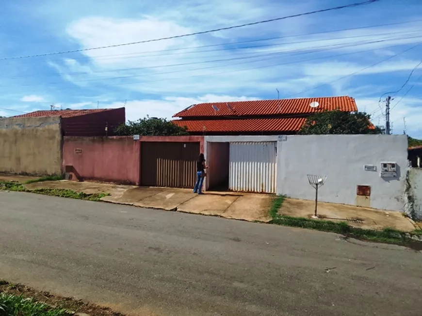 Foto 1 de Casa com 2 Quartos à venda, 100m² em Jardim Caravelas, Goiânia