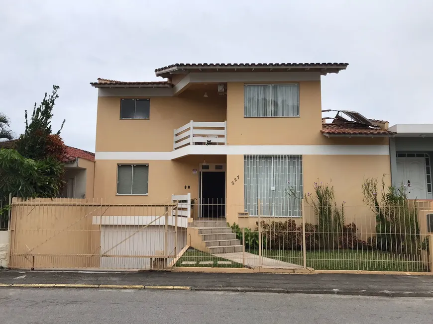 Foto 1 de Casa com 3 Quartos à venda, 288m² em Bom Abrigo, Florianópolis