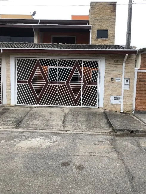 Foto 1 de Sobrado com 3 Quartos à venda, 215m² em Alto do Cardoso, Pindamonhangaba