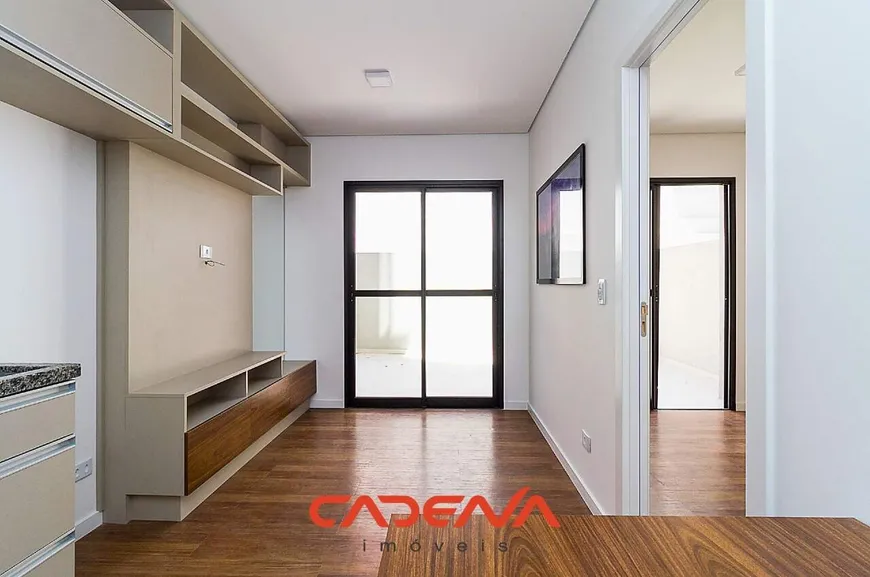 Foto 1 de Apartamento com 1 Quarto à venda, 28m² em Alto da Rua XV, Curitiba