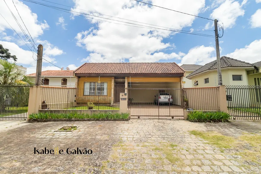 Foto 1 de Casa com 5 Quartos à venda, 200m² em Santa Cândida, Curitiba
