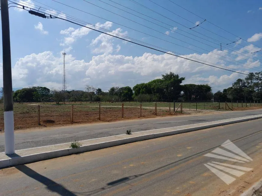 Foto 1 de Lote/Terreno à venda, 628m² em Quiririm, Taubaté