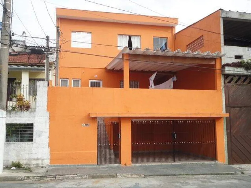 Foto 1 de Sobrado com 3 Quartos à venda, 228m² em Vila Guiomar, Santo André