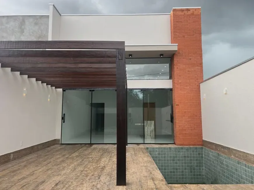 Foto 1 de Casa com 3 Quartos à venda, 120m² em Centro I Baixada, Mafra