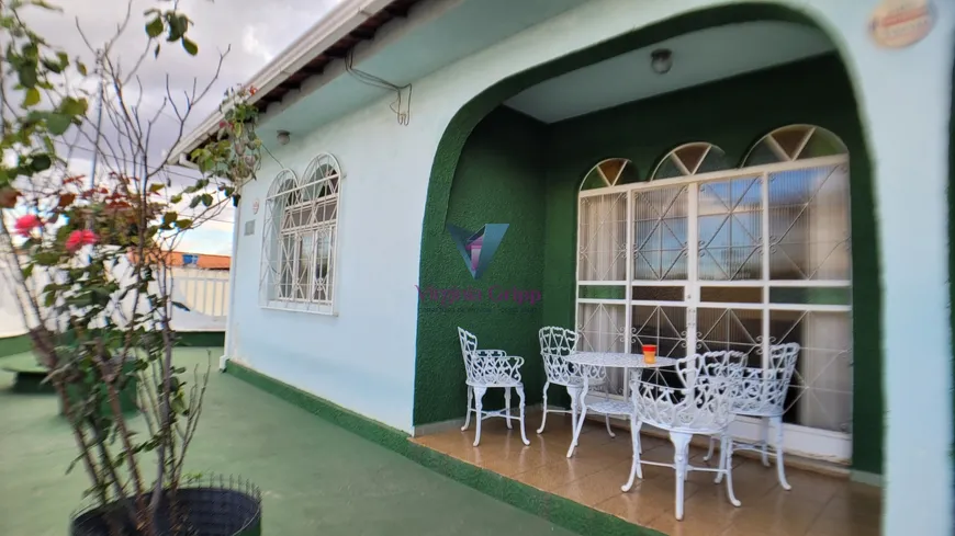 Foto 1 de Casa com 4 Quartos à venda, 181m² em Chácara, Betim