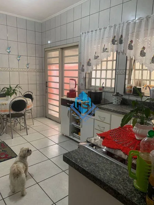 Foto 1 de Casa com 3 Quartos à venda, 110m² em Vila Luzita, Santo André