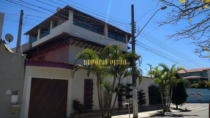 Foto 1 de Sobrado com 4 Quartos à venda, 380m² em Jardim dos Ipês, Suzano