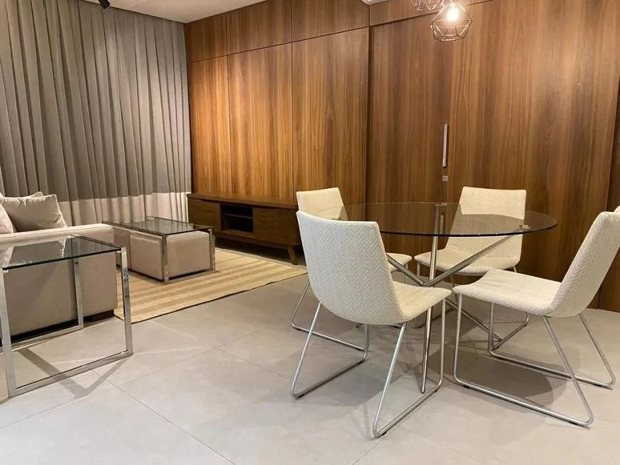 Foto 1 de Apartamento com 1 Quarto à venda, 58m² em Centro, Florianópolis