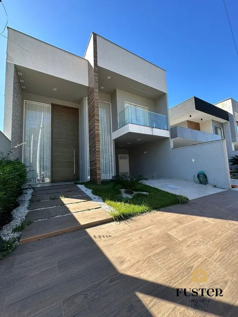 Foto 1 de Casa de Condomínio com 4 Quartos à venda, 240m² em Campo Grande, Rio de Janeiro