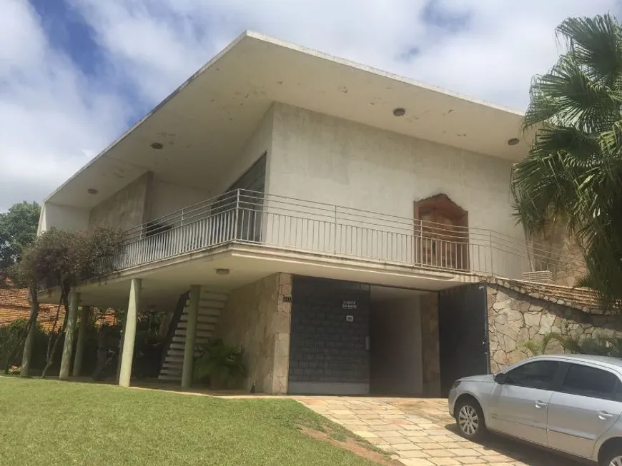 Foto 1 de Casa com 4 Quartos à venda, 700m² em São Luíz, Belo Horizonte