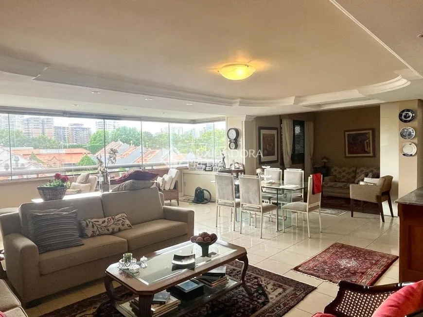 Foto 1 de Apartamento com 2 Quartos à venda, 123m² em Boa Vista, Porto Alegre