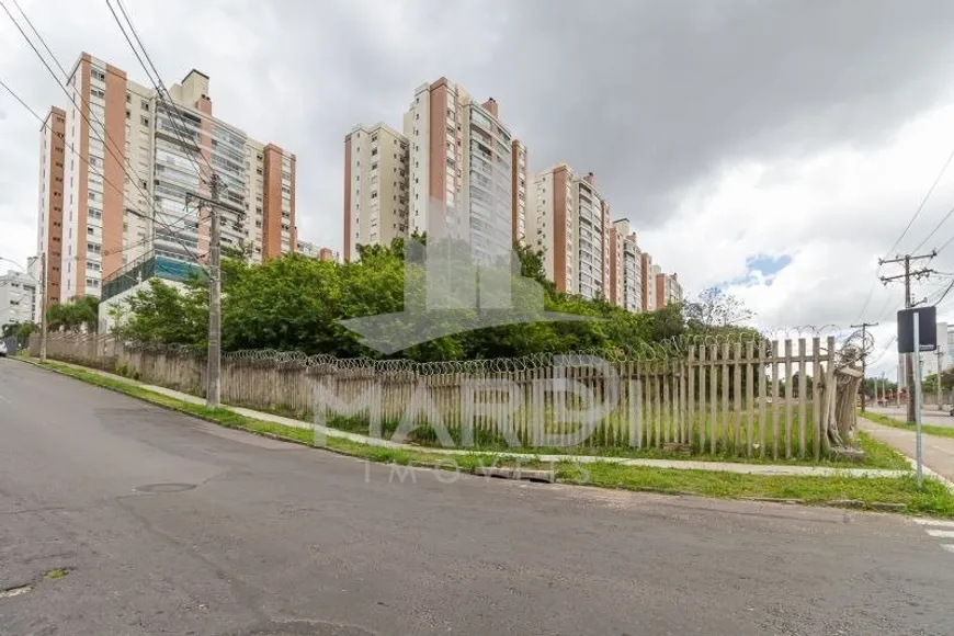 Foto 1 de Lote/Terreno para alugar, 590m² em Jardim do Salso, Porto Alegre