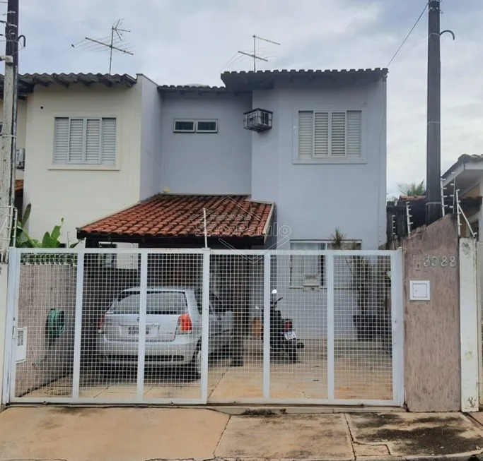 Foto 1 de Sobrado com 3 Quartos à venda, 97m² em Centro, Araraquara