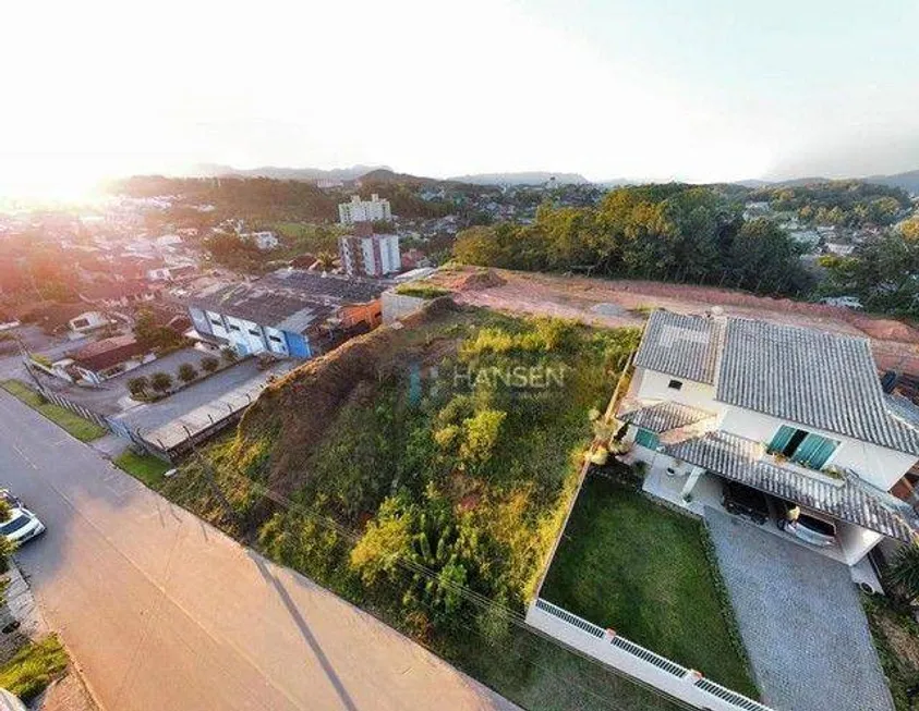 Foto 1 de Lote/Terreno à venda, 563m² em Floresta, Joinville
