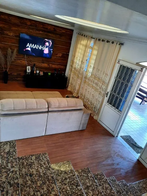 Foto 1 de Casa com 3 Quartos à venda, 300m² em Diamante, Belo Horizonte