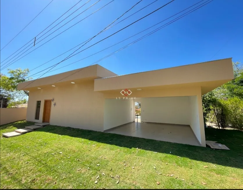 Foto 1 de Casa com 4 Quartos à venda, 170m² em Estancia das Petunias, Lagoa Santa