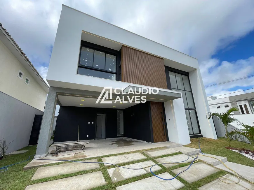 Foto 1 de Casa de Condomínio com 4 Quartos à venda, 284m² em Papagaio, Feira de Santana