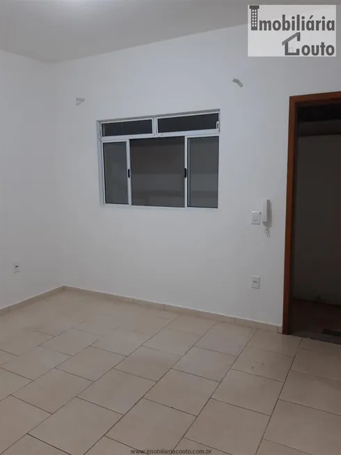Foto 1 de Casa de Condomínio com 2 Quartos à venda, 53m² em Vila São Paulo, Mogi das Cruzes