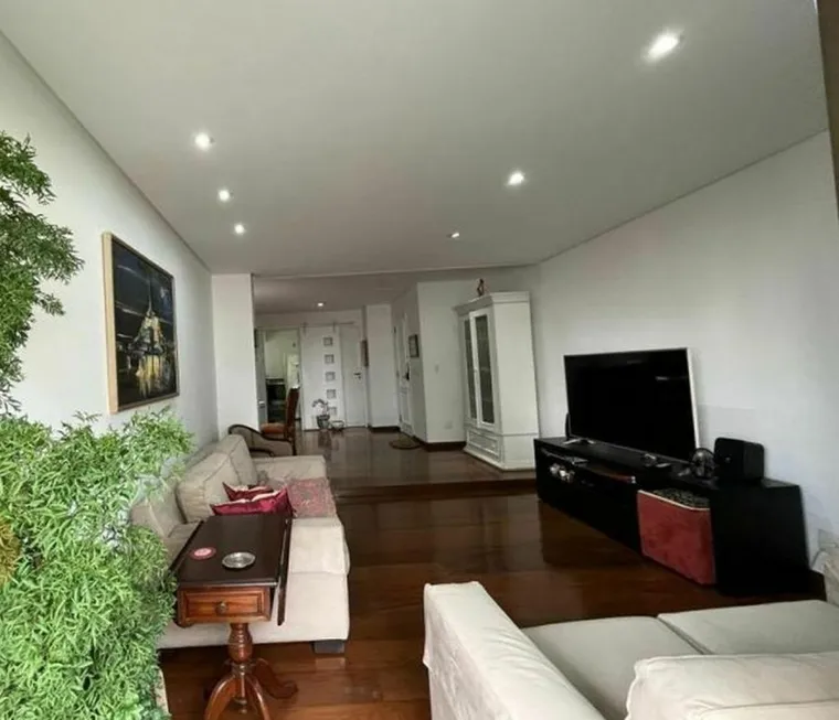 Foto 1 de Apartamento com 3 Quartos à venda, 133m² em Liberdade, São Paulo