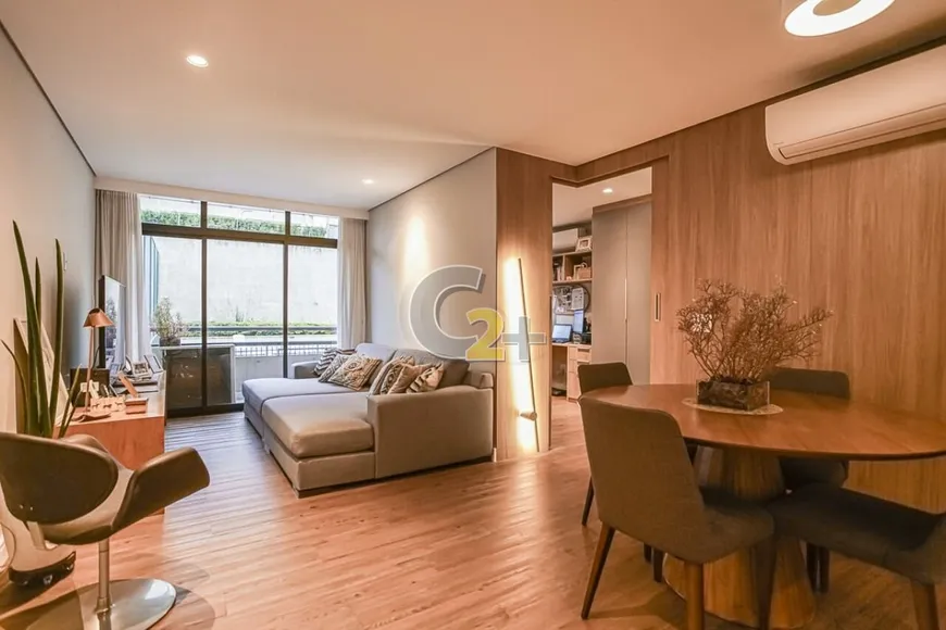 Foto 1 de Apartamento com 3 Quartos à venda, 87m² em Vila Romana, São Paulo