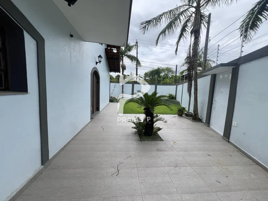 Foto 1 de Casa com 3 Quartos à venda, 177m² em Enseada, Guarujá