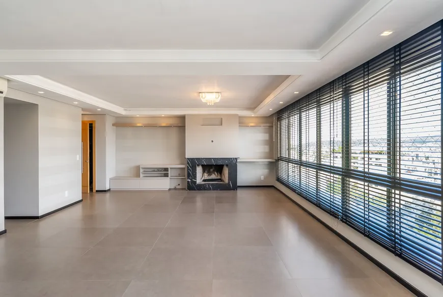 Foto 1 de Apartamento com 3 Quartos para alugar, 181m² em Bela Vista, Porto Alegre