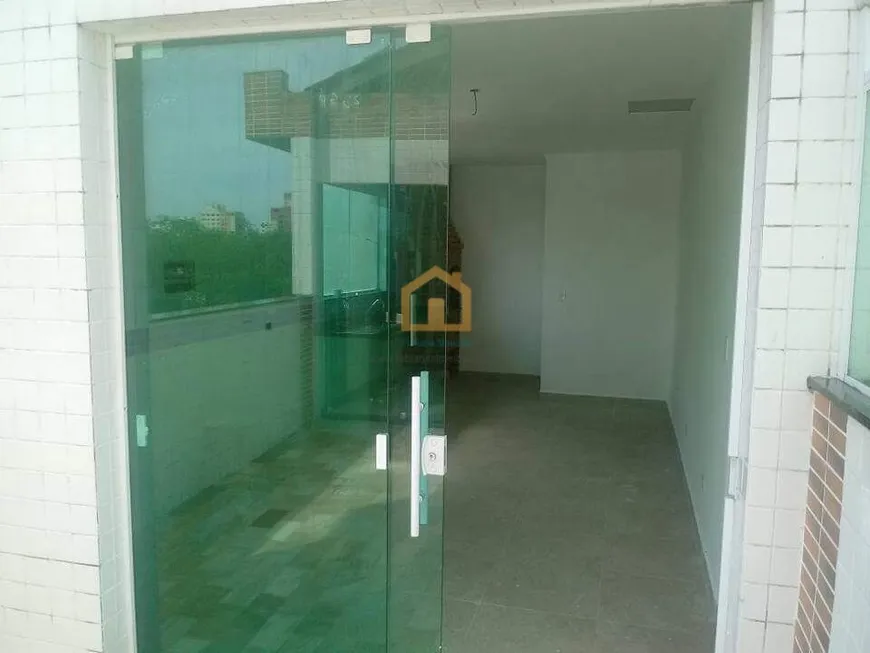 Foto 1 de Casa com 3 Quartos à venda, 150m² em Embaré, Santos