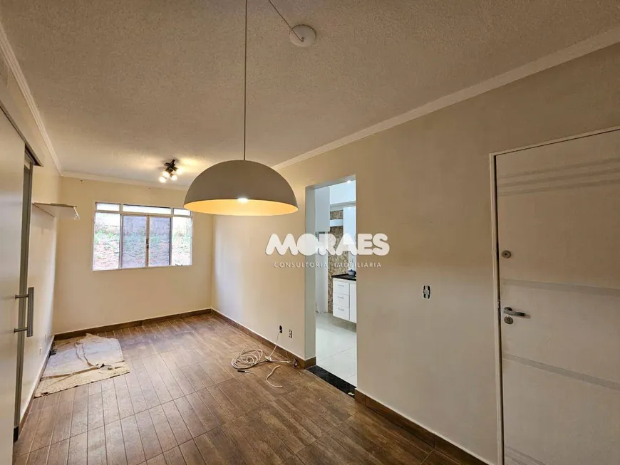 Foto 1 de Apartamento com 3 Quartos à venda, 45m² em Jardim Vitória, Bauru