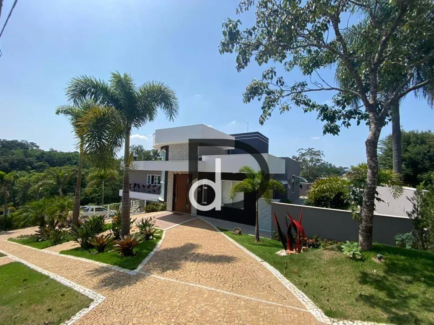 Foto 1 de Casa de Condomínio com 3 Quartos à venda, 385m² em Condominio Residencial Villa Lombarda, Valinhos