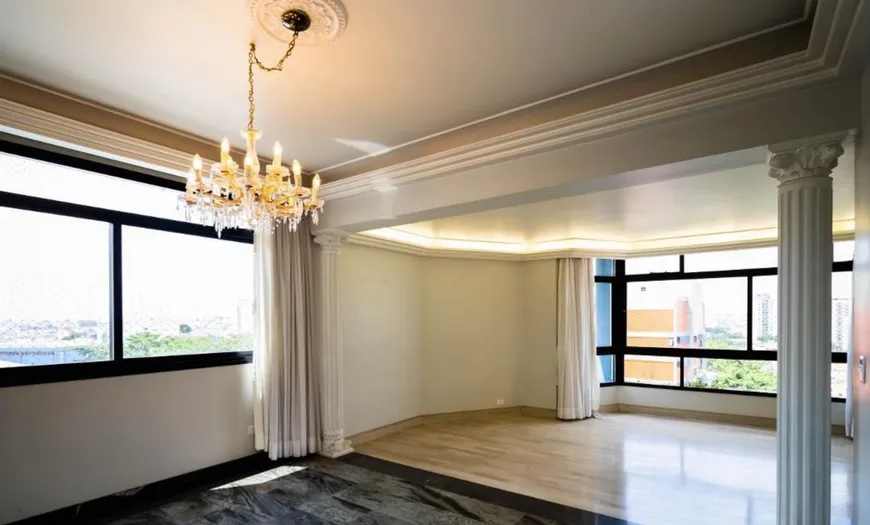 Foto 1 de Apartamento com 4 Quartos à venda, 205m² em Saúde, São Paulo