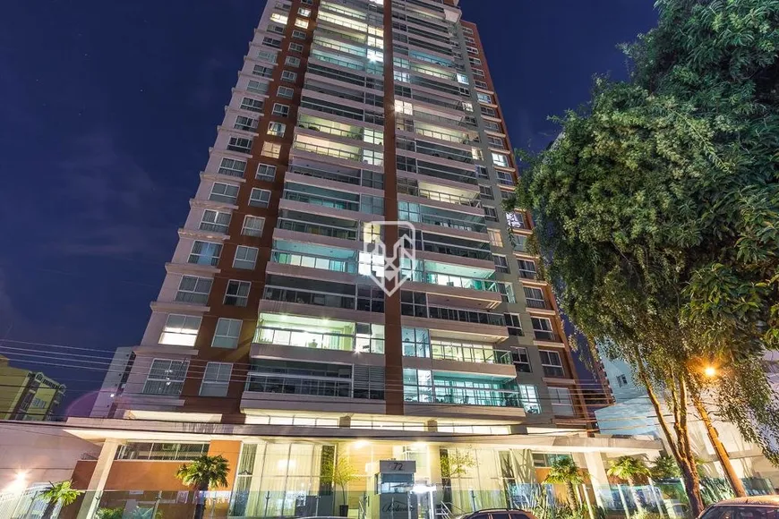 Foto 1 de Apartamento com 3 Quartos à venda, 171m² em Água Verde, Curitiba