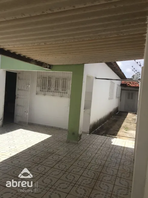 Foto 1 de Casa com 4 Quartos à venda, 160m² em Capim Macio, Natal