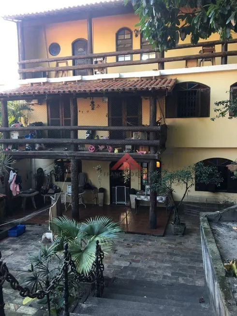 Foto 1 de Casa com 4 Quartos à venda, 350m² em Fonseca, Niterói